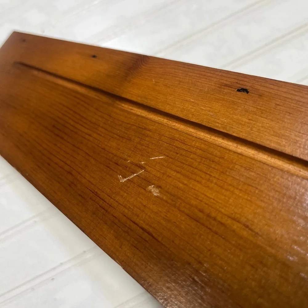 Vintage Scalloped Wood Floating Wall Shelf Plate Rail Honey Finish 17 Inch